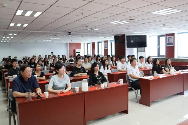 历史学院、tyc86太阳集团2025级研究生新生教育工作圆满完成
